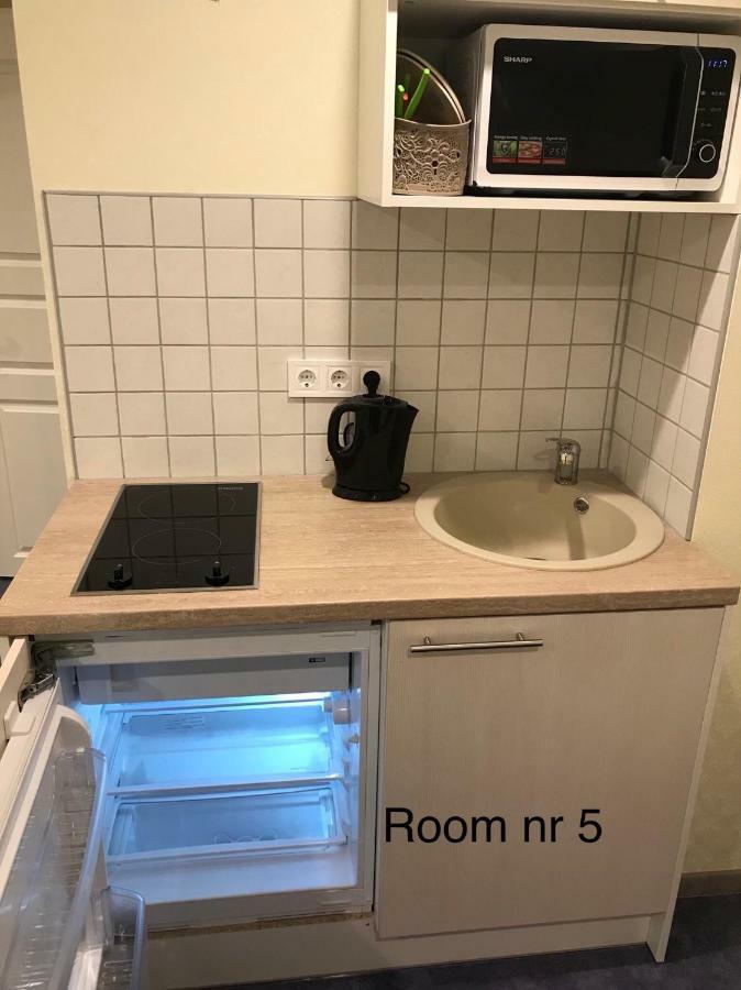 Liivalaia 40 Cozy Kitchen Studio تالين المظهر الخارجي الصورة